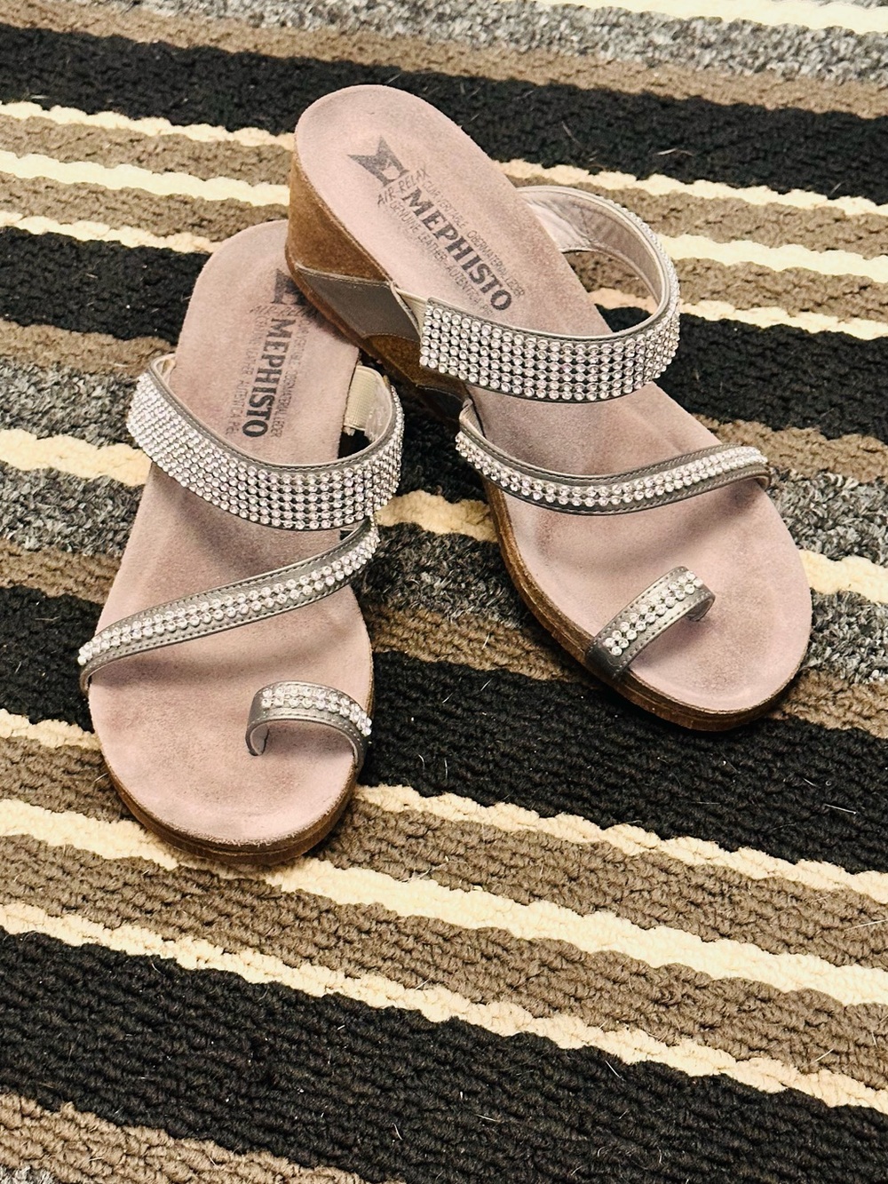 Sz 37 Mephisto Like New Milo Silver Crystal Embellished Women's Sandals Worn 1x